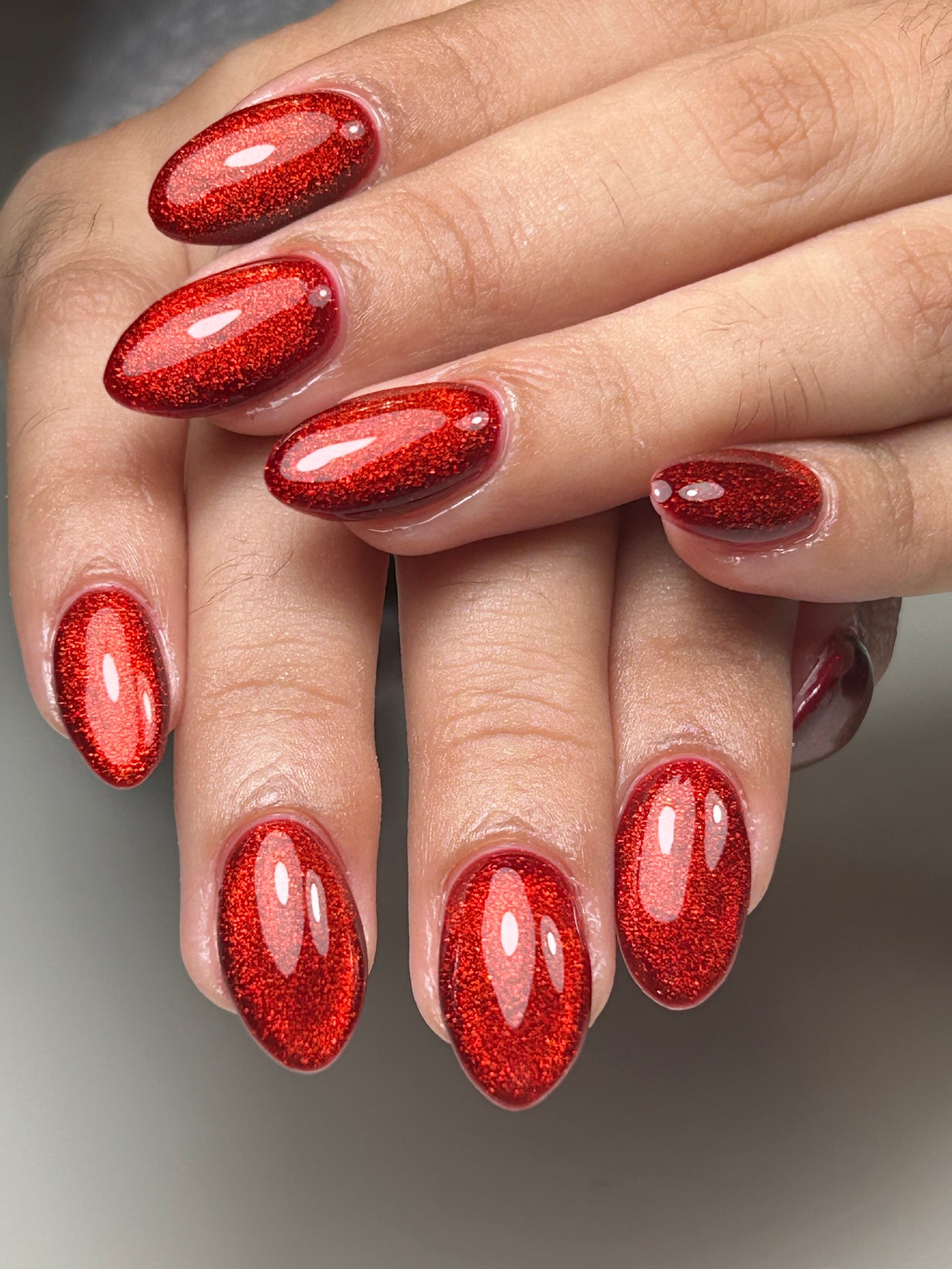 CHERRY RED  “Cat eye”